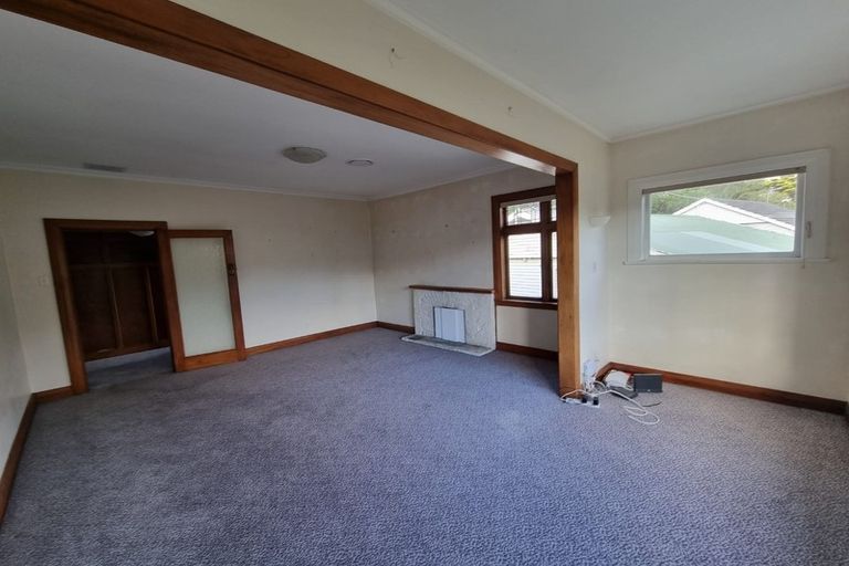 Photo of property in 62 Fairview Crescent, Kelburn, Wellington, 6012