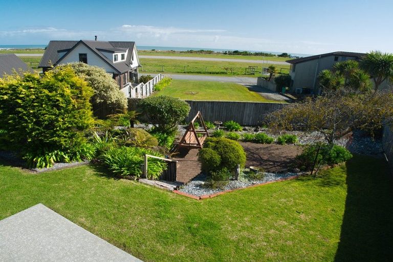 Photo of property in 18 Parfitt Place, Greymouth, 7805