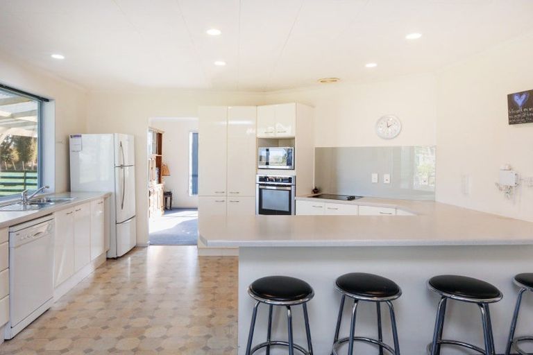 Photo of property in 112 Avenue Road, Foxton, 4891