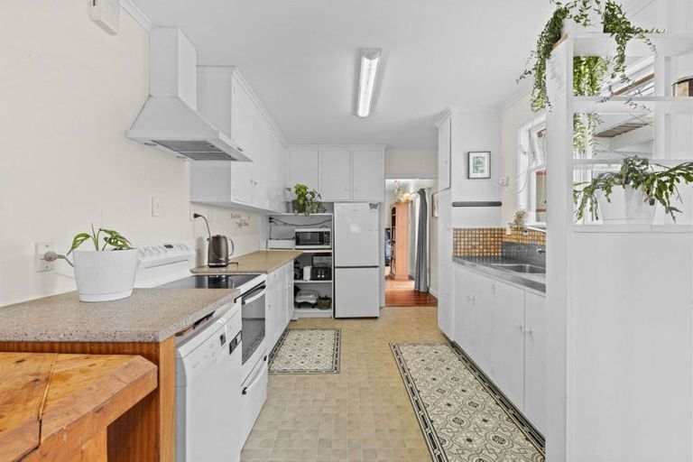 Photo of property in 60 Purnell Street, College Estate, Whanganui, 4500