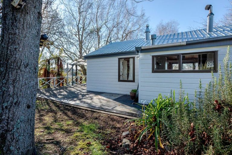 Photo of property in 1 Carlson Street, Dannevirke, 4930