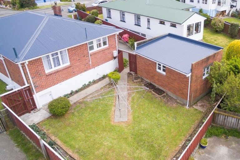 Photo of property in 32 Bracken Road, Paparangi, Wellington, 6037