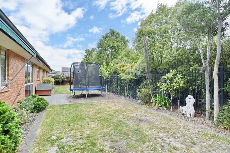 Photo of property in 9 Puhara Avenue, Parklands, Christchurch, 8083