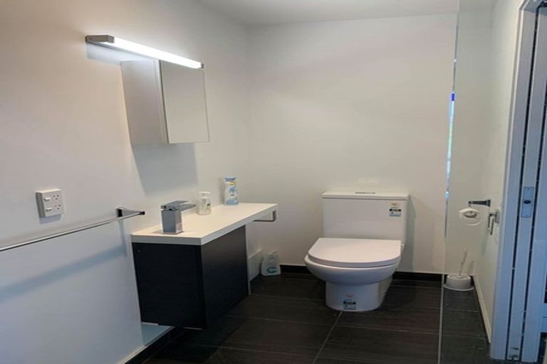 Photo of property in 1-3/1 Matakauri Place, Fernhill, Queenstown, 9300