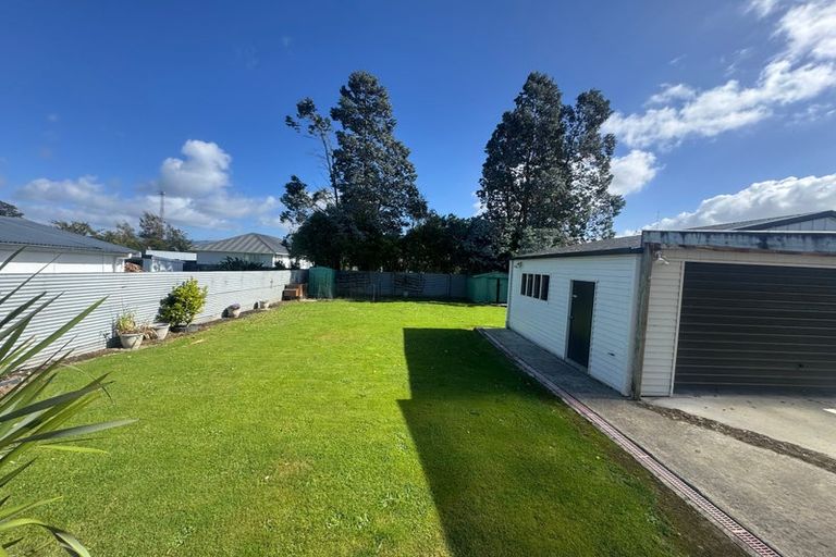 Photo of property in 9 Ross Street, Woodville, 4920