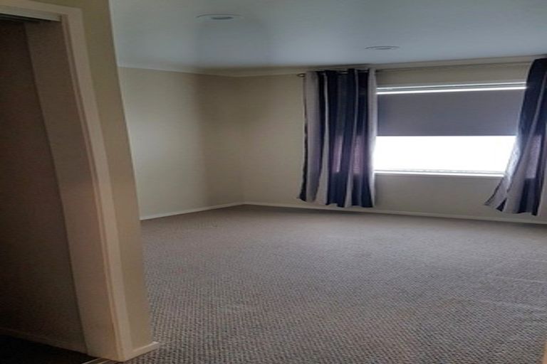 Photo of property in 71 Pyle Road West, One Tree Point, 0118