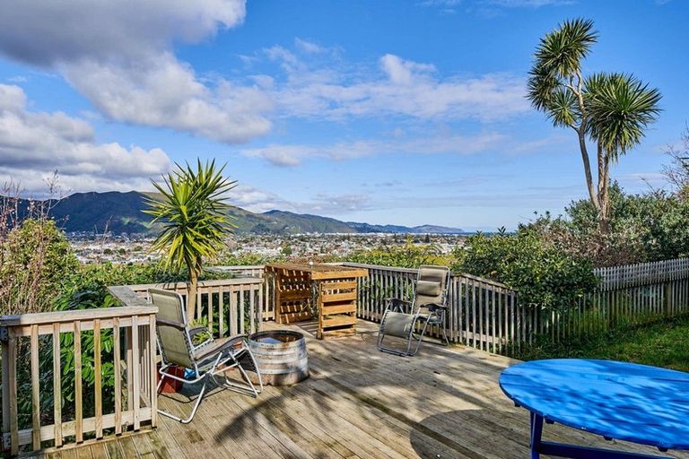 Photo of property in 1 Wairere Road, Belmont, Lower Hutt, 5010