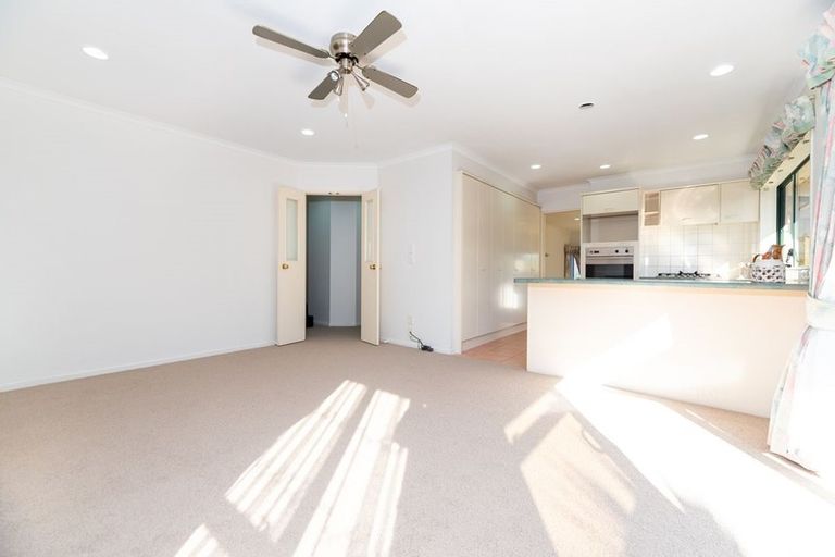 Photo of property in 30 Limerick Place, Dannemora, Auckland, 2016