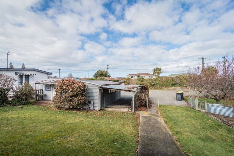 Photo of property in 28 Saint Leonards Road, Temuka, 7920