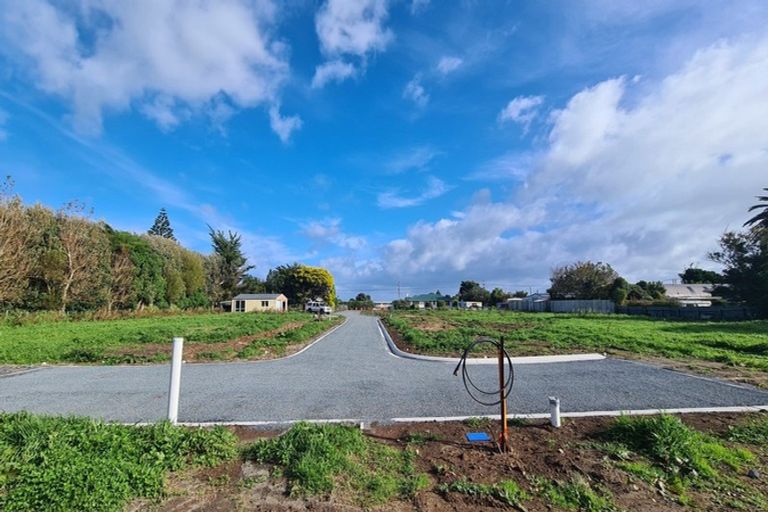 Photo of property in 81 Whitcombe Road, Opunake, 4616