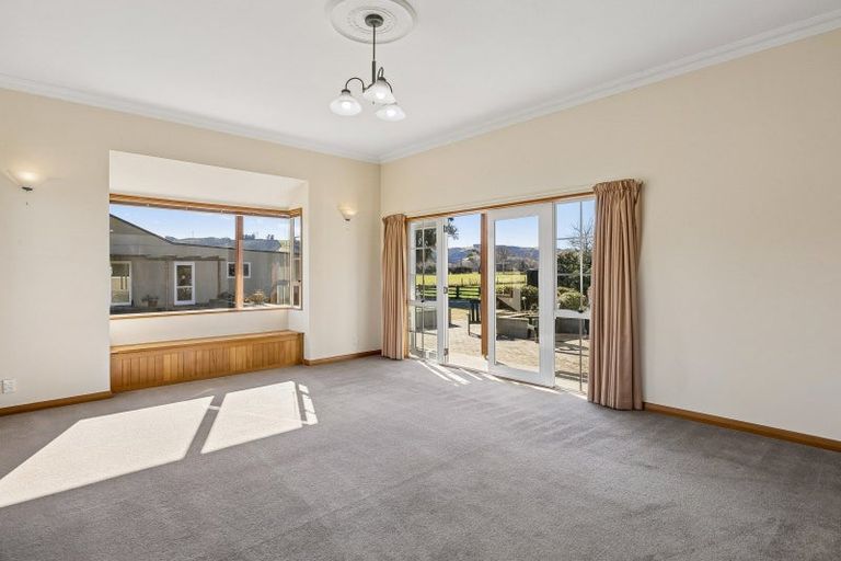 Photo of property in 102 Huntly Road, Outram, 9073