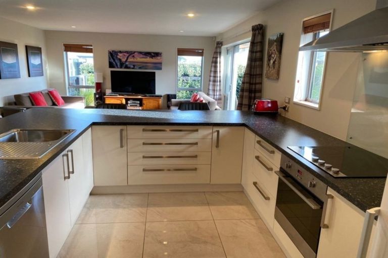 Photo of property in 6 Blaenavon Place, Halswell, Christchurch, 8025