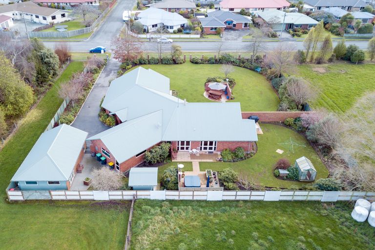 Photo of property in 74 Murray Street, Temuka, 7920
