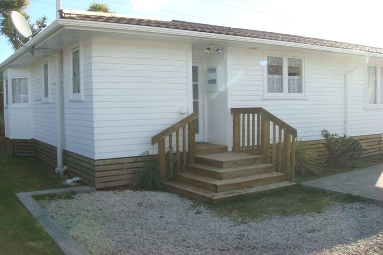 Photo of property in 24a Miranda Street, Avondale, Auckland, 0600