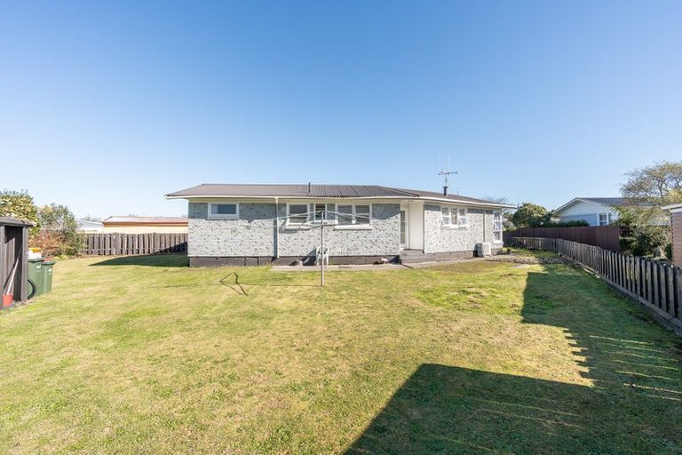 Photo of property in 10 Bremridge Place, Melville, Hamilton, 3206