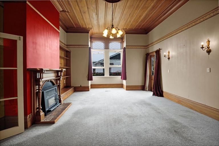 Photo of property in 58 Collins Street, Hawera, 4610