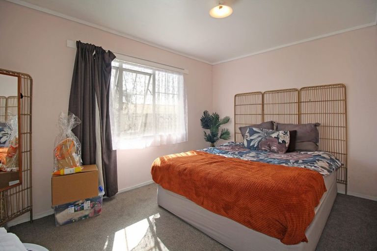 Photo of property in 22 Greenstone Place, Clover Park, Auckland, 2019