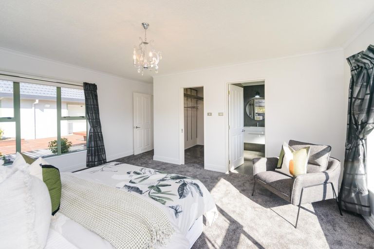 Photo of property in 82 James Line, Kelvin Grove, Palmerston North, 4414