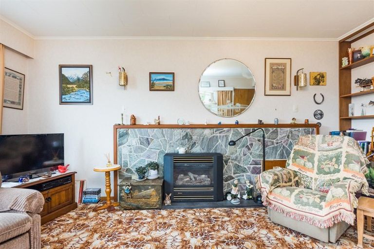 Photo of property in 6 Dalrymple Place, Marton, 4710