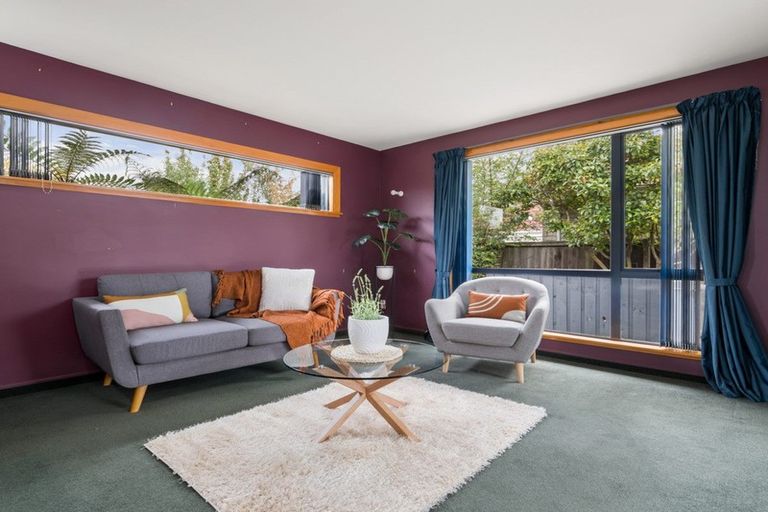 Photo of property in 30 Sarabande Avenue, Redwood, Christchurch, 8051