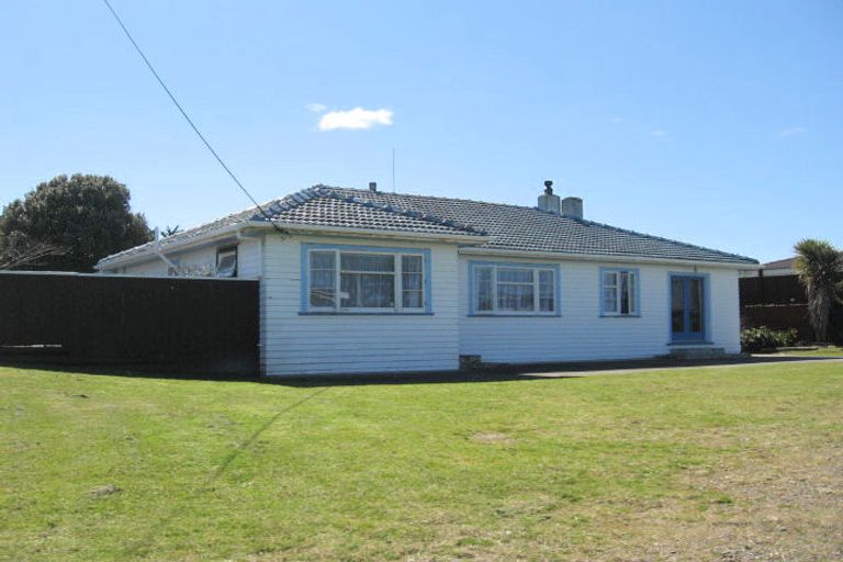 Photo of property in 78 Koputara Road, Himatangi Beach, Foxton, 4891