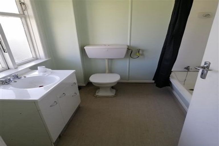 Photo of property in 8-10 Leicester Street, Cannons Creek, Porirua, 5024