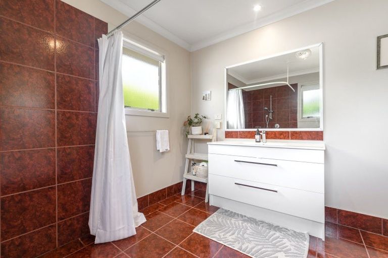 Photo of property in 228b Welcome Bay Road, Welcome Bay, Tauranga, 3112