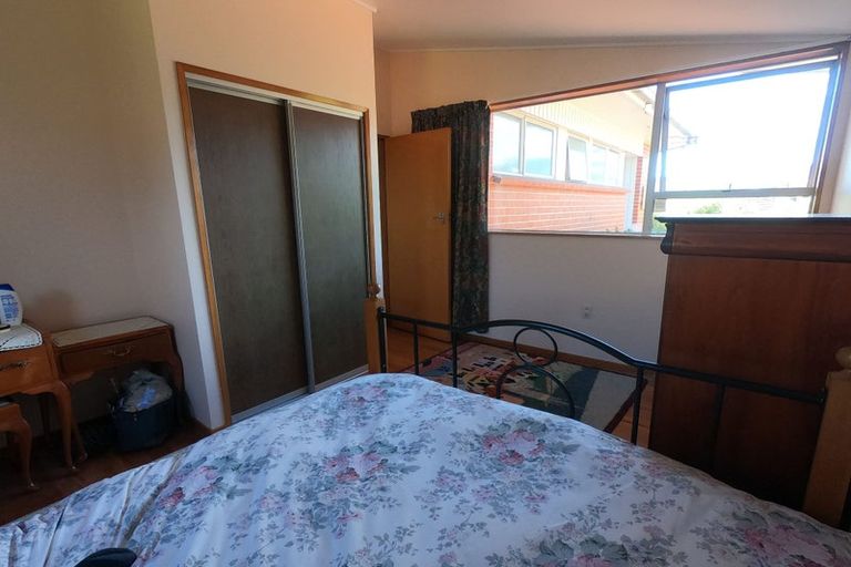 Photo of property in 107 Larnach Road, Vauxhall, Dunedin, 9013