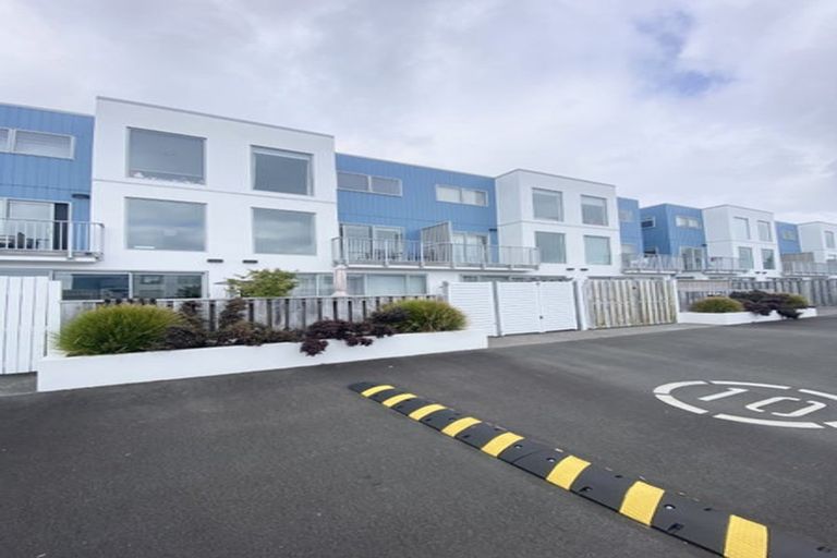 Photo of property in 31 Reynolds Place, Papamoa Beach, Papamoa, 3118