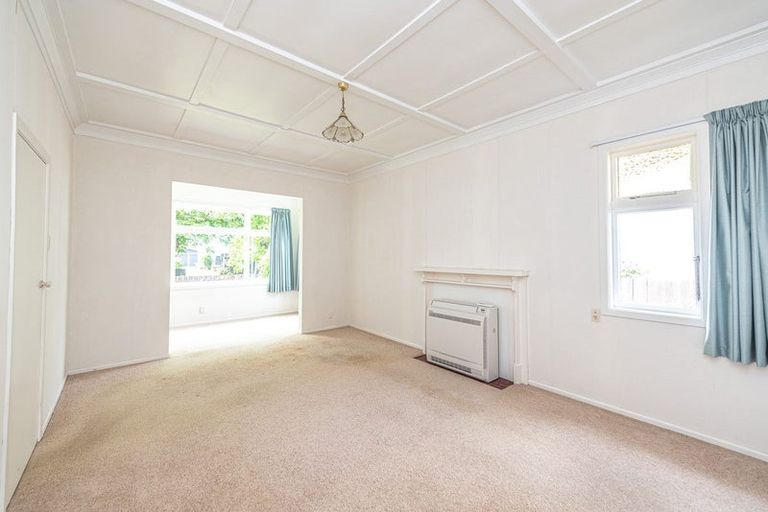 Photo of property in 10 Godwin Crescent, College Estate, Whanganui, 4500