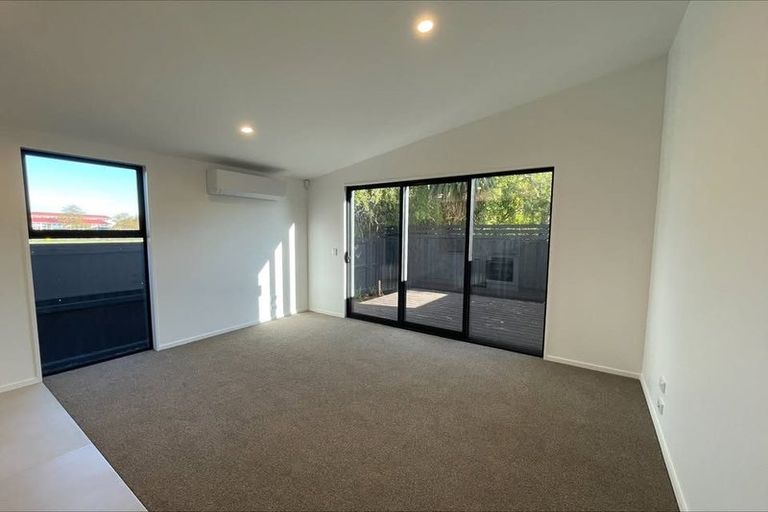 Photo of property in 6/34 Wyon Street, Linwood, Christchurch, 8062