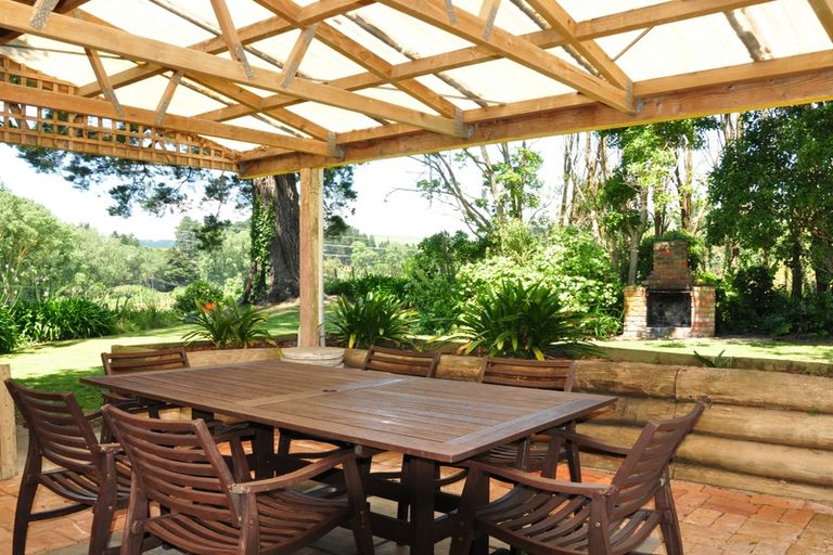 Photo of property in 308 Hewitts Road, Linton, Palmerston North, 4472