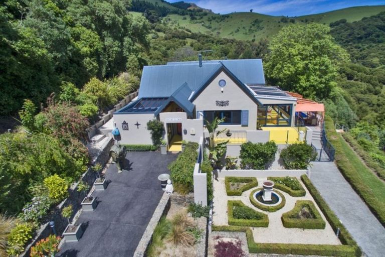 Photo of property in 10 Purple Peak Road, Akaroa, 7581