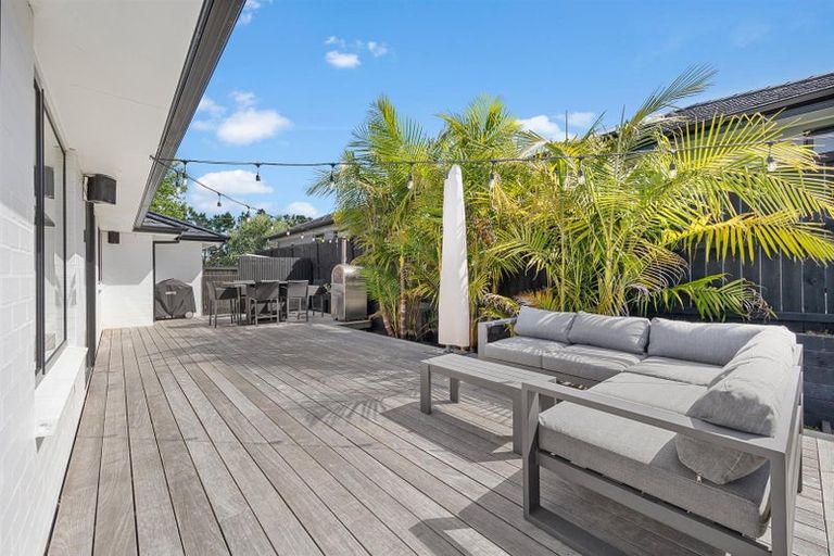 Photo of property in 25 Nobilo Road, Kumeu, 0810