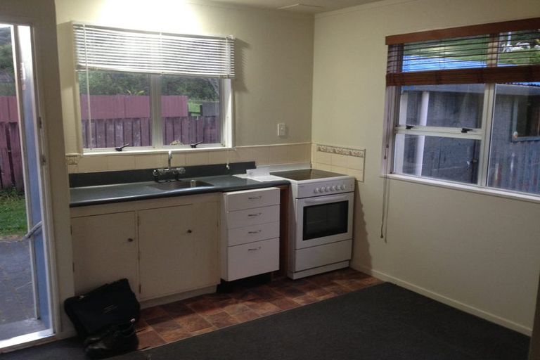 Photo of property in 1/51 Hartford Crescent, Totara Park, Upper Hutt, 5018