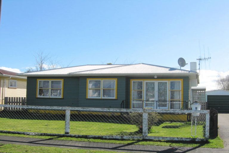 Photo of property in 8 Arran Street, Levin, 5510