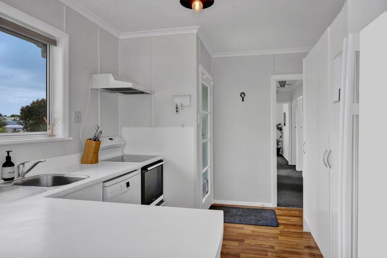 Photo of property in 37 Antonio Street, Stratford, 4332