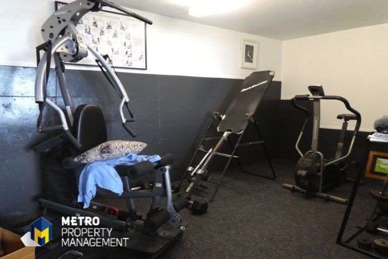 Photo of property in 68 Cliffs Road, Saint Clair, Dunedin, 9012