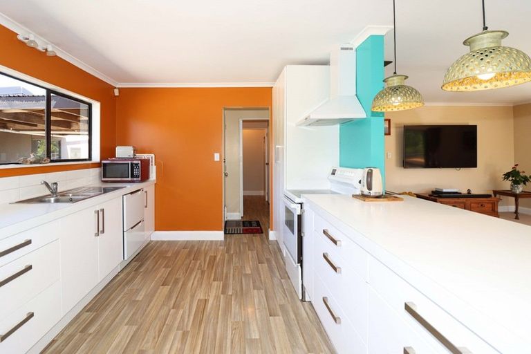 Photo of property in 137 Lees Pakaraka Road, Te Ore Ore, Masterton, 5886