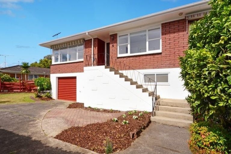Photo of property in 4/155 Shakespeare Road, Milford, Auckland, 0620