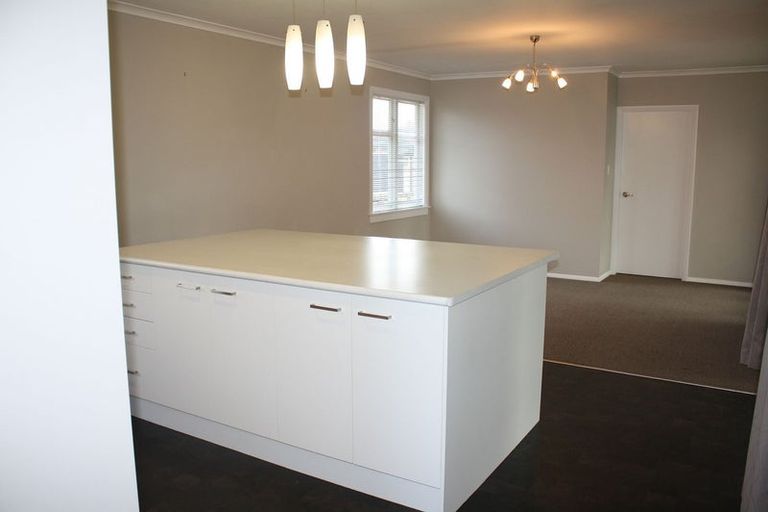 Photo of property in 27a Brecon Road, Stratford, 4332