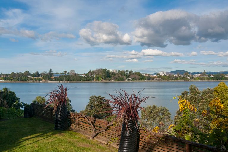 Photo of property in 19 Roderick Street, Otumoetai, Tauranga, 3110