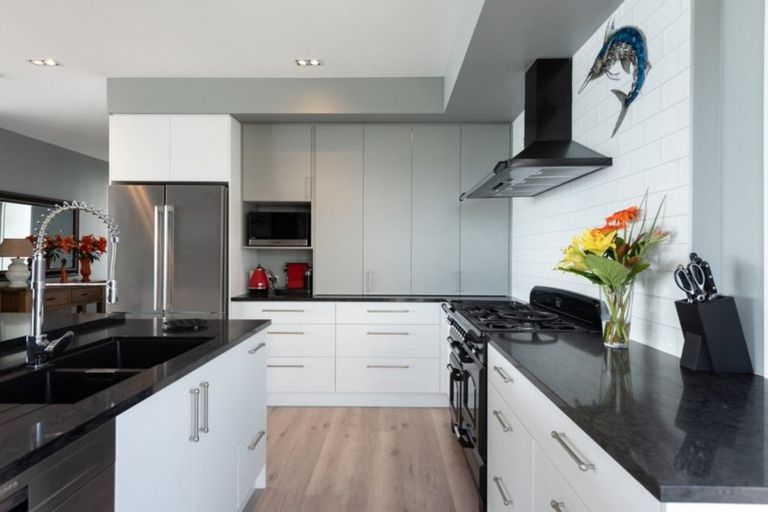 Photo of property in 157 Pukehina Parade, Pukehina, Te Puke, 3189