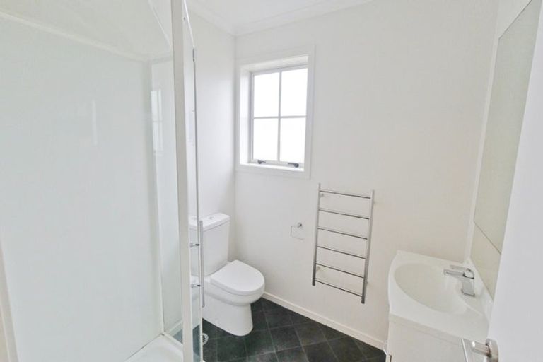 Photo of property in 1 Chiefs Court, Hamilton East, Hamilton, 3216