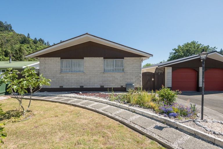 Photo of property in 4 Burn Place, The Brook, Nelson, 7010