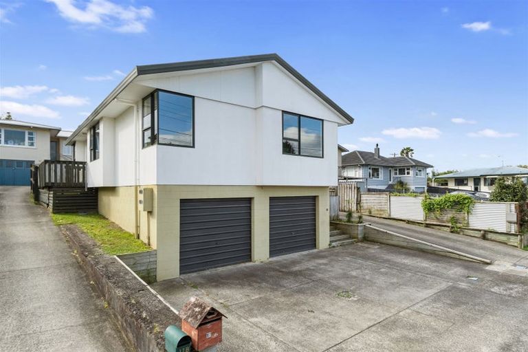 Photo of property in 17a Roys Road, Parkvale, Tauranga, 3112