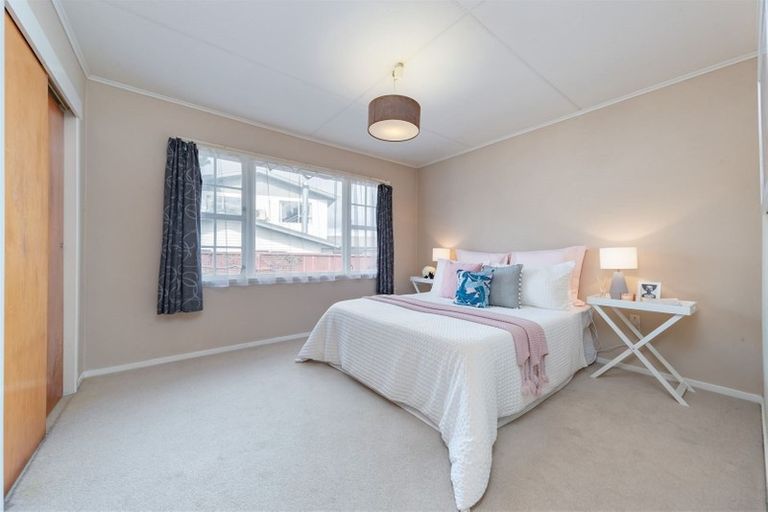 Photo of property in 27 Park Road, Belmont, Lower Hutt, 5010