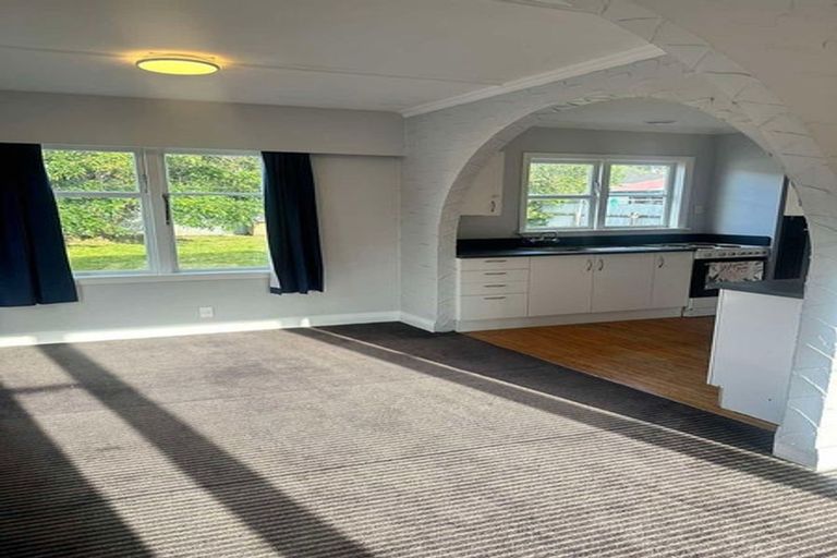 Photo of property in 100 Frederick Street, Wainuiomata, Lower Hutt, 5014