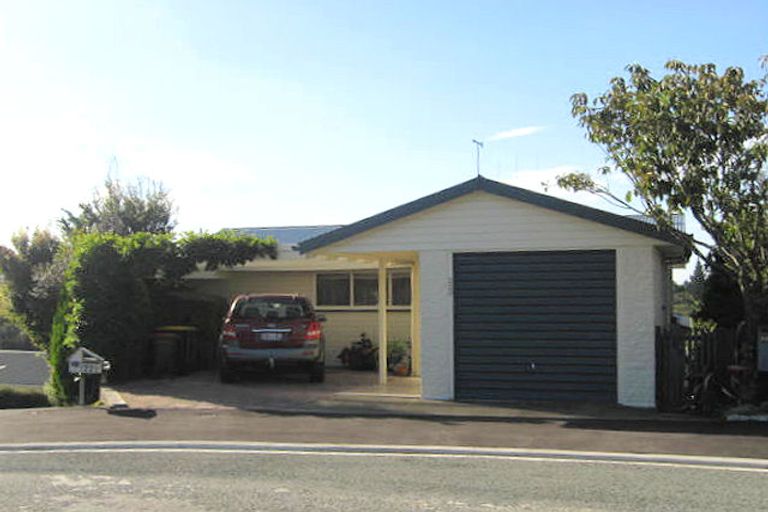 Photo of property in 225 Douglas Street, Highfield, Timaru, 7910