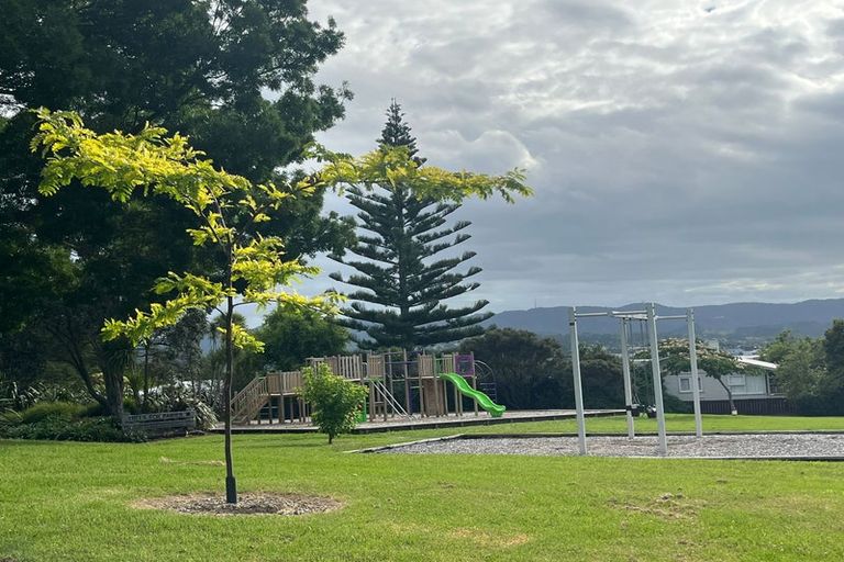 Photo of property in 7/42 Kaikoura Street, Henderson, Auckland, 0612